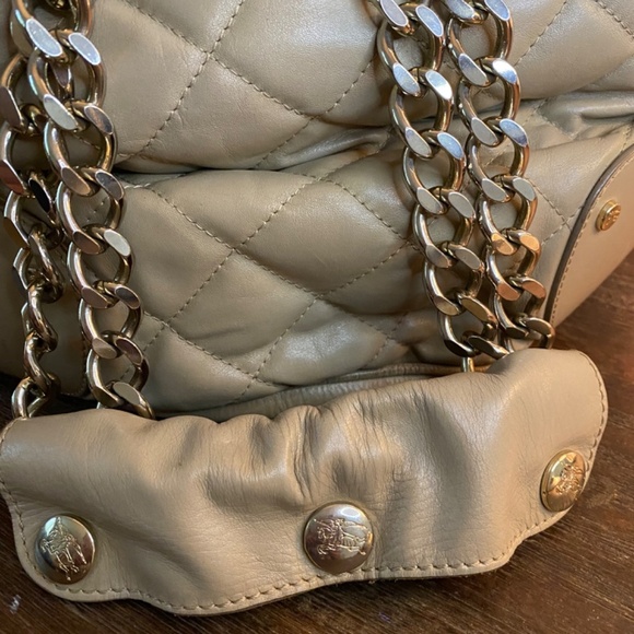 Burberry bucket bag - Picture 8 of 8